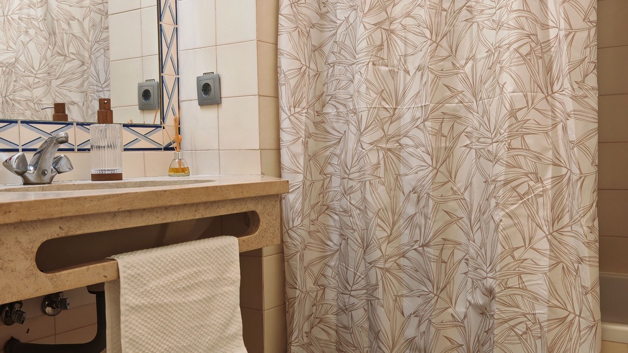 Photo of Bathroom in Correeira