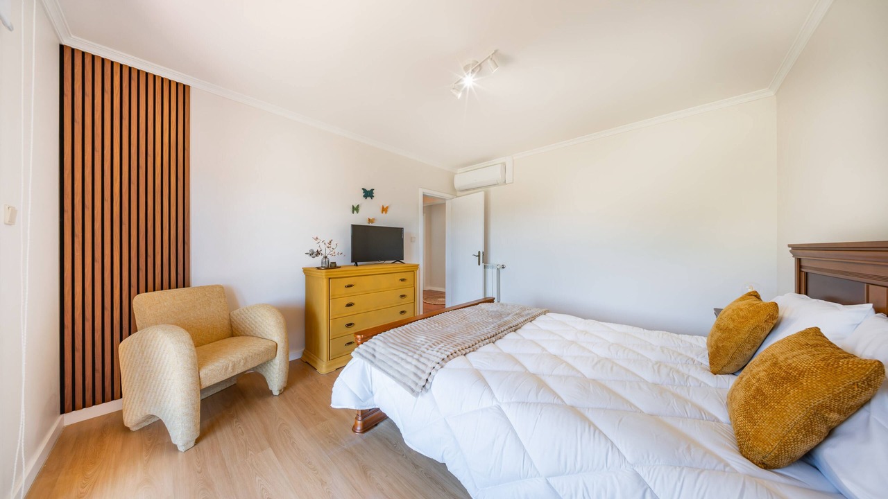 Photo of Bedroom in Sao Pedro da Torre