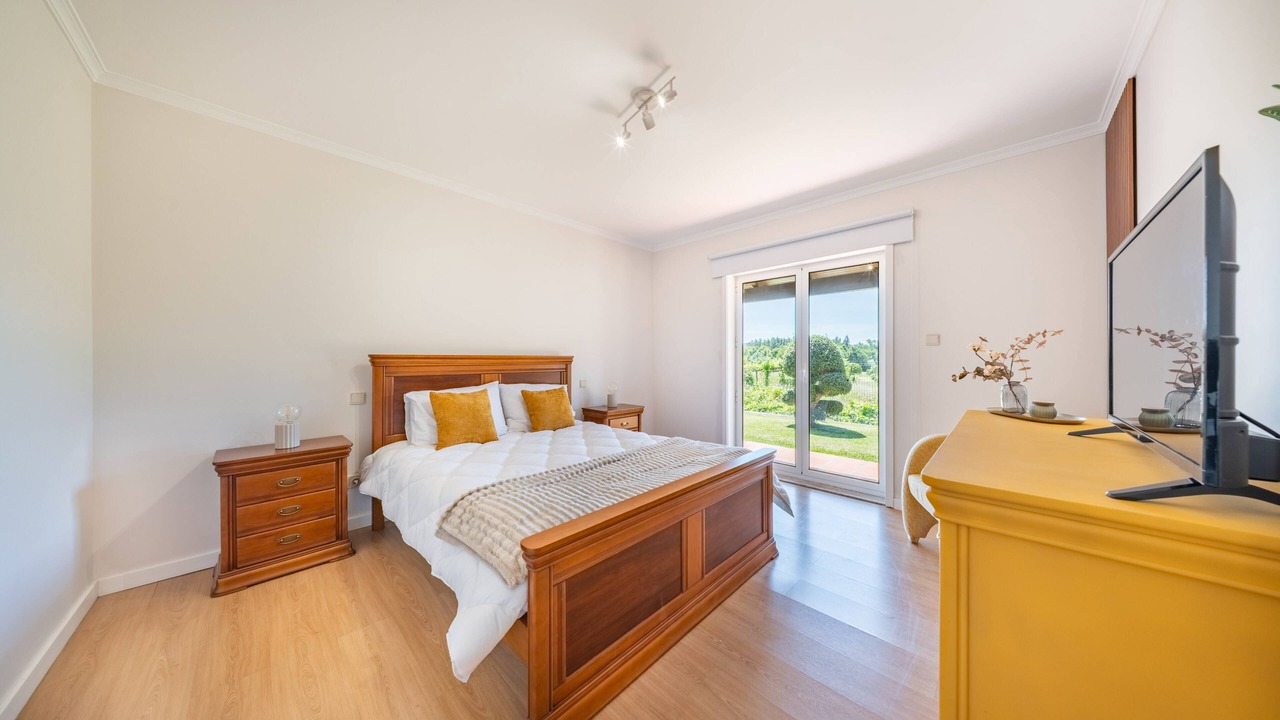 Photo of Bedroom in Sao Pedro da Torre