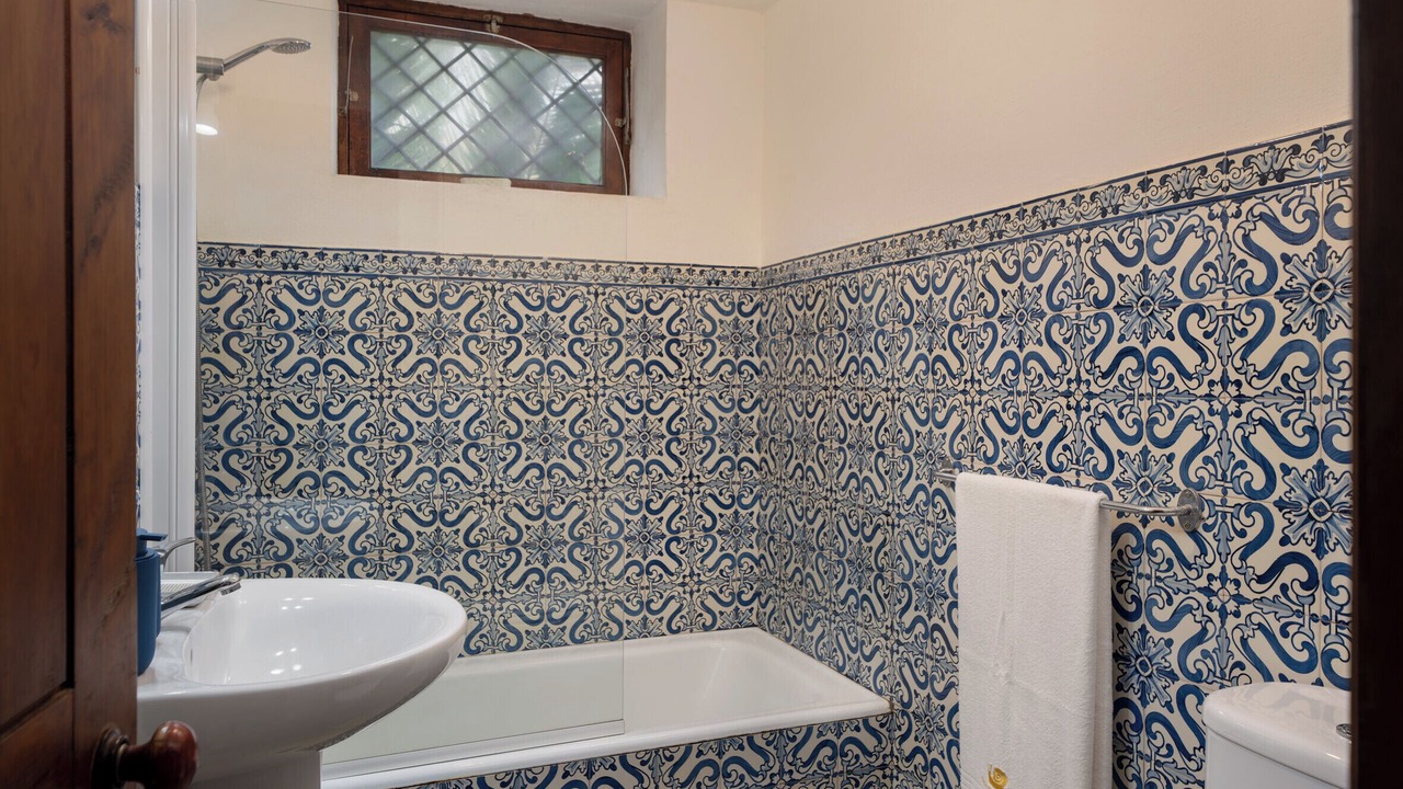 Photo of Bathroom in Campo de Baixo