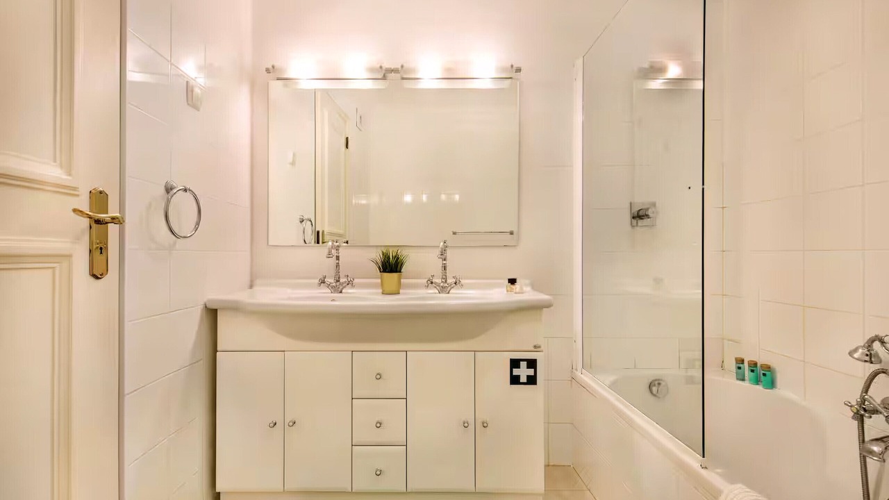 Photo of Bathroom in Vale do Lobo
