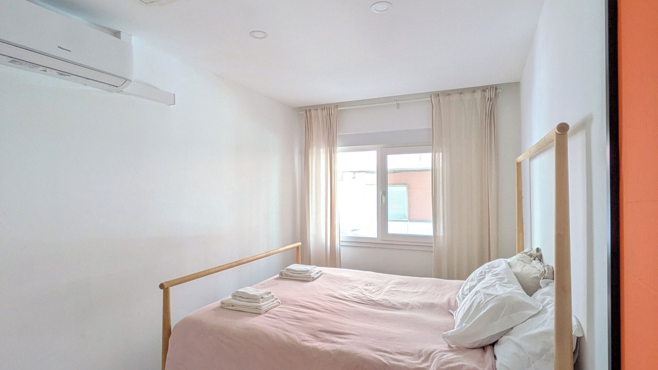 Photo of Bedroom in Cacilhas