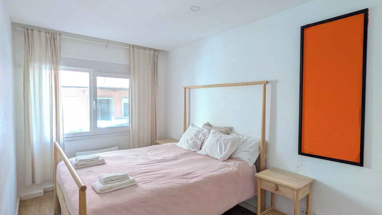 Photo of Bedroom in Cacilhas