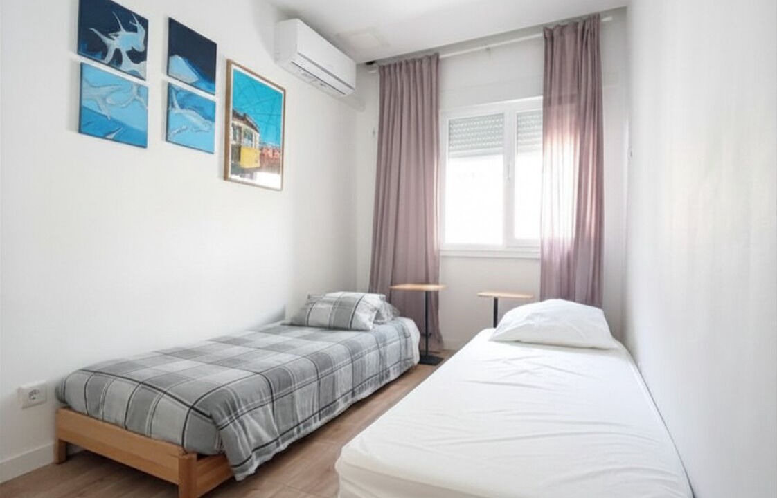 Photo of Bedroom in Cacilhas