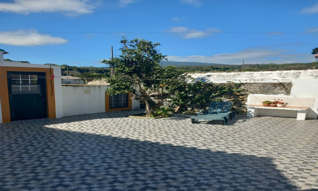 Photo of Patio Balcony in Angra do Heroismo