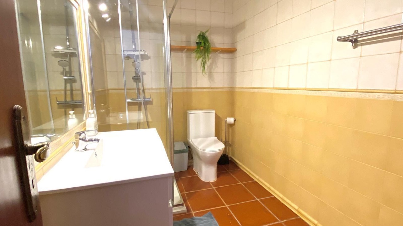 Photo of Bathroom in Fenais da Luz