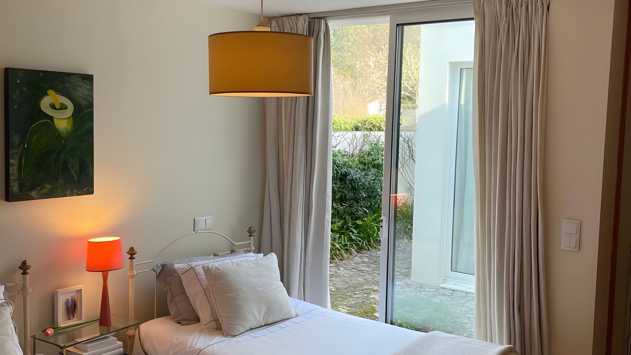 Photo of Bedroom in Lanhelas