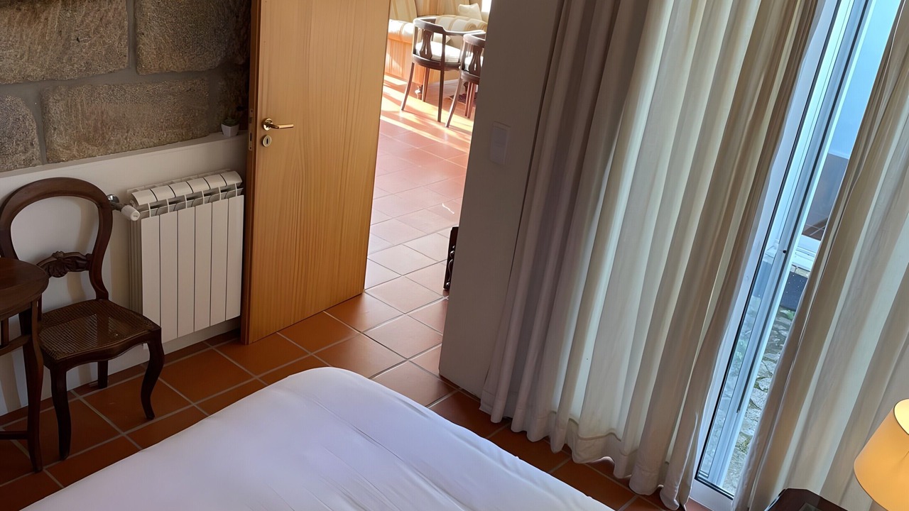Photo of Bedroom in Lanhelas