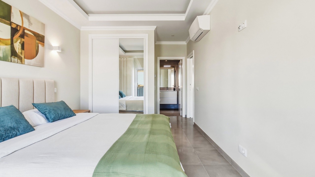 Photo of Bedroom in Atalaia