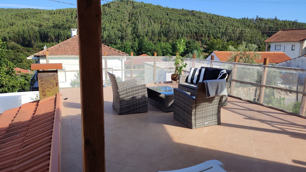 Photo of Patio Balcony in Figueiro dos Vinhos