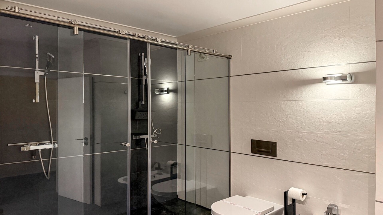 Photo of Bathroom in Oura