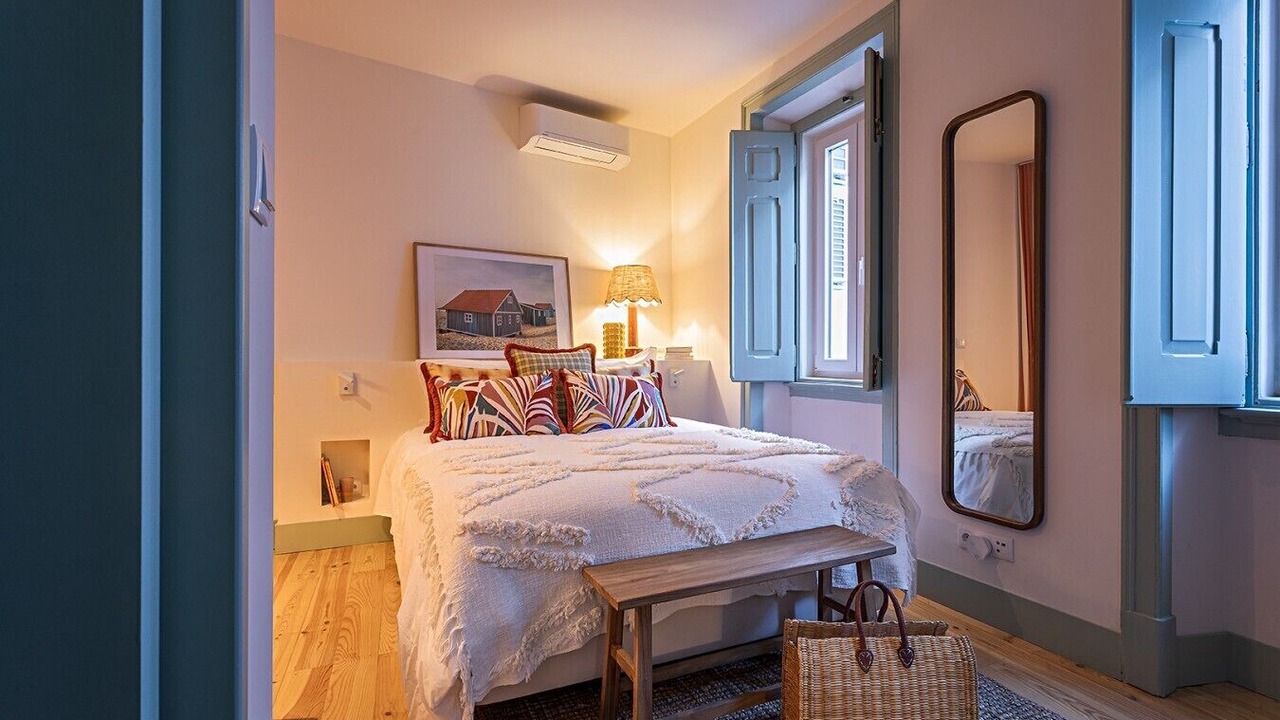 Photo of Bedroom in Caparica