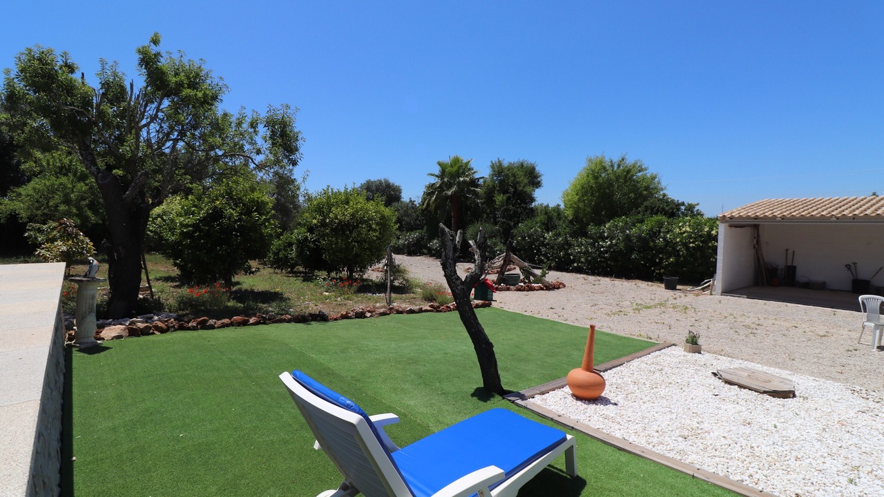 Photo of Patio Balcony in Tunes
