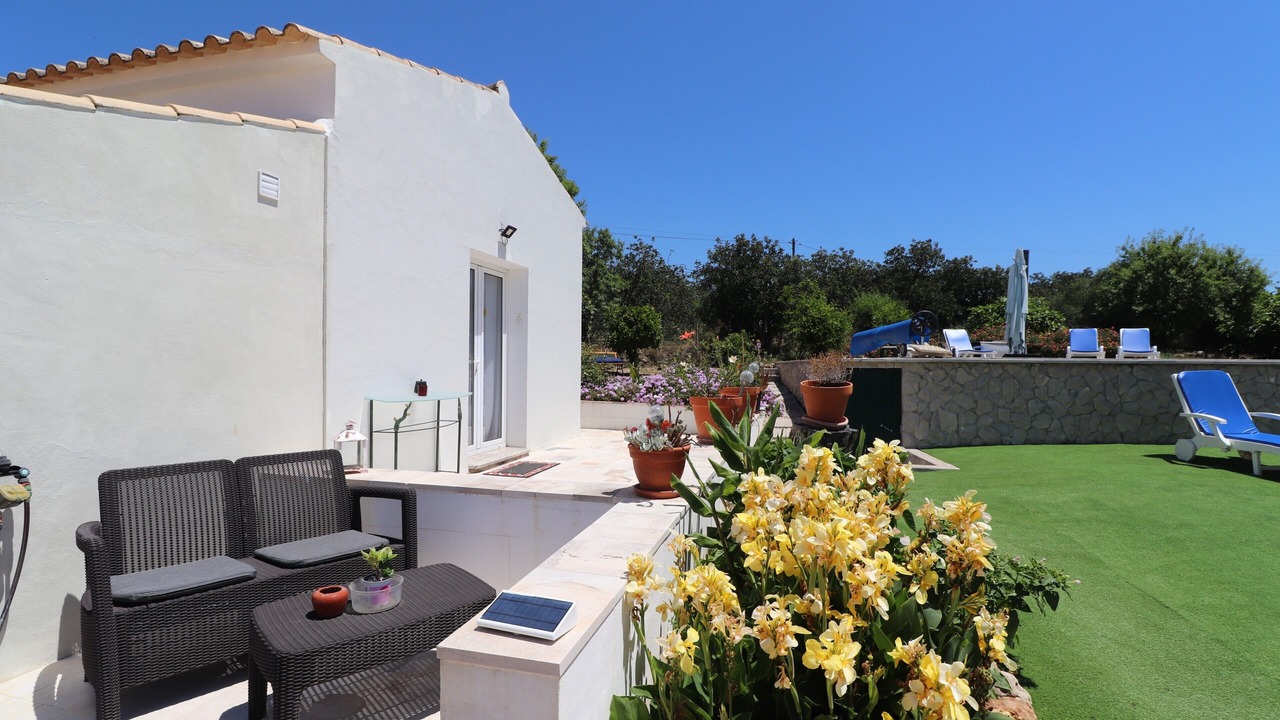 Photo of Patio Balcony in Tunes