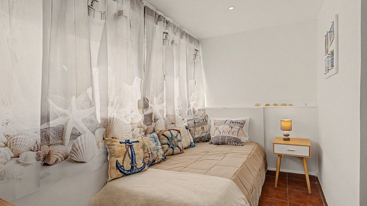 Photo of Bedroom in Costa de Caparica