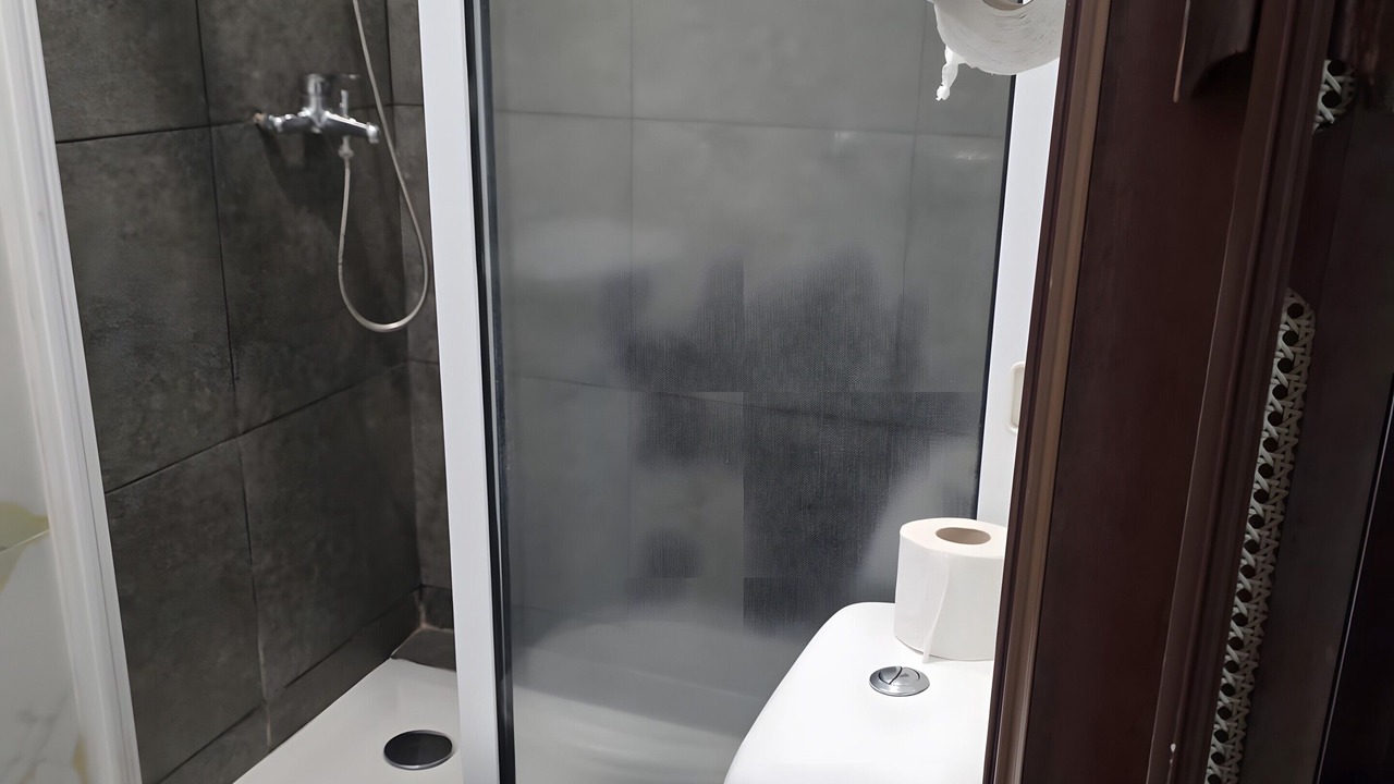 Photo of Bathroom in Canico