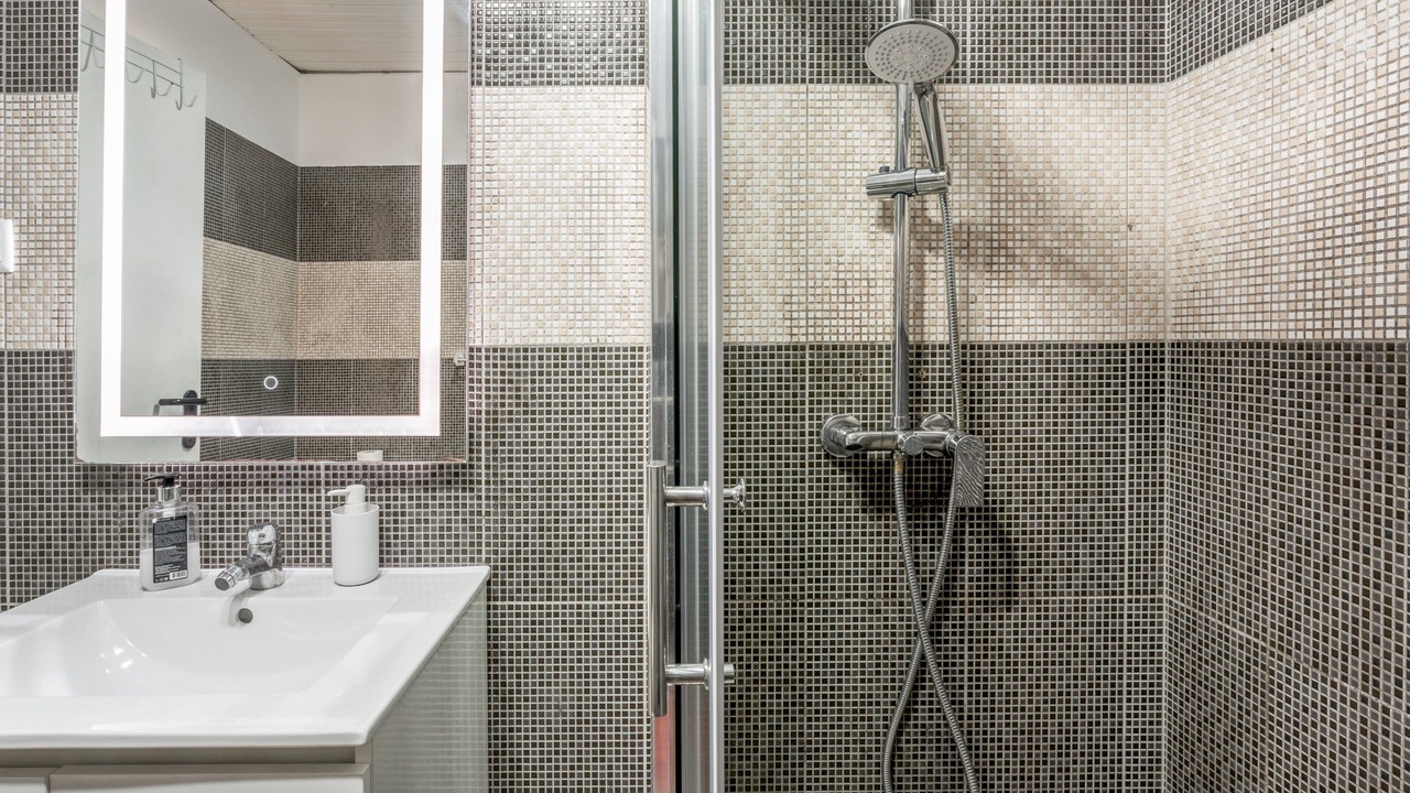 Photo of Bathroom in Canico