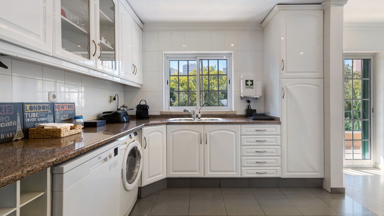 Photo of Kitchen in Carvoeira