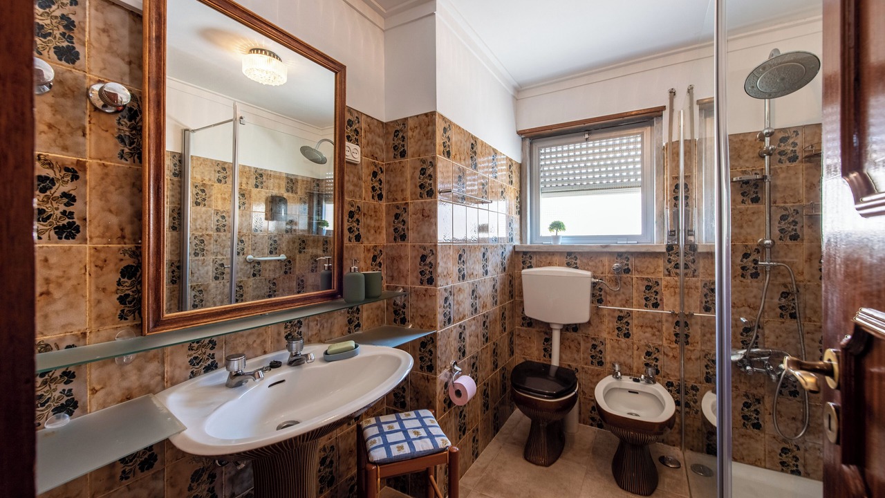Photo of Bathroom in Cascais