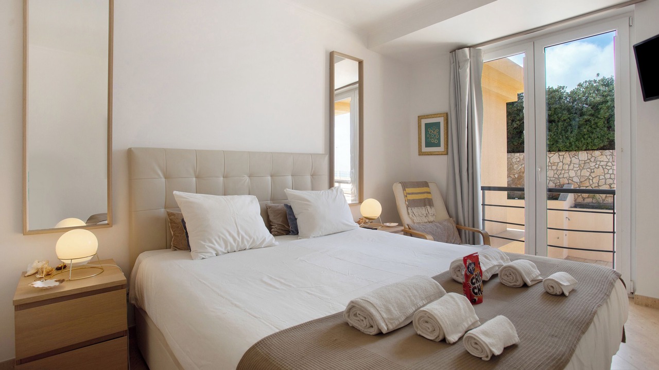Photo of Bedroom in Atalaia