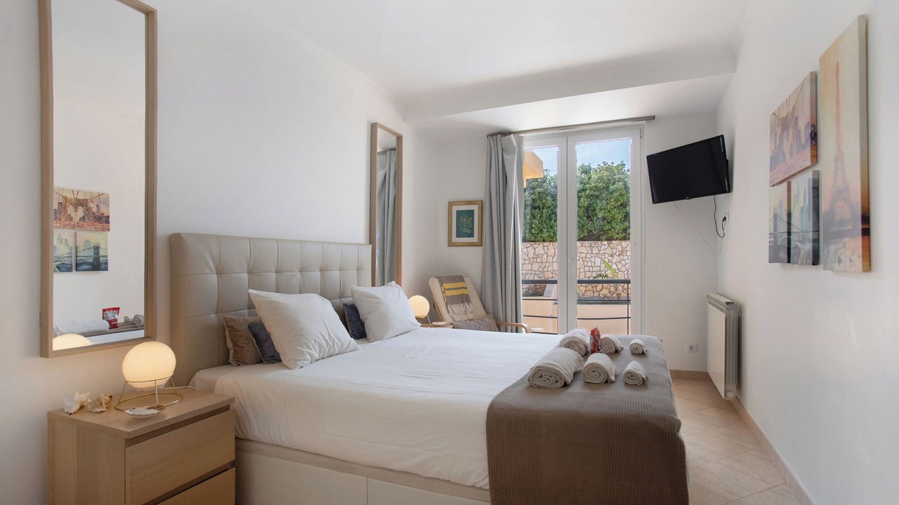 Photo of Bedroom in Atalaia