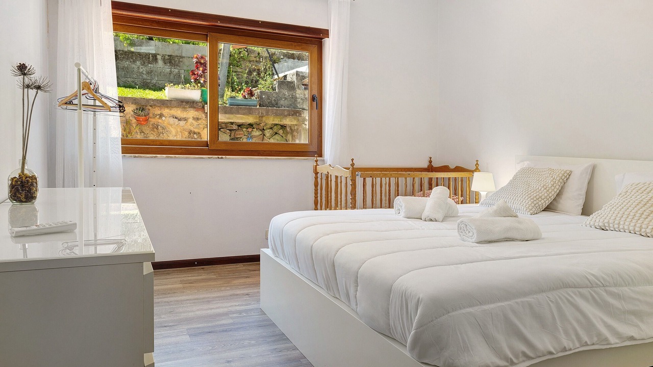 Photo of Bedroom in Linhares de Cima