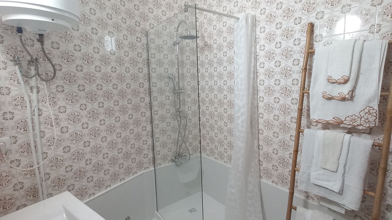 Photo of Bathroom in Aveiro