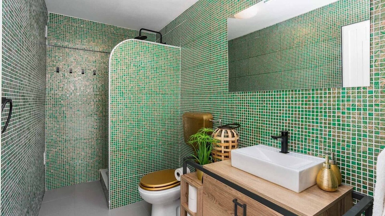 Photo of Bathroom in Meia Praia