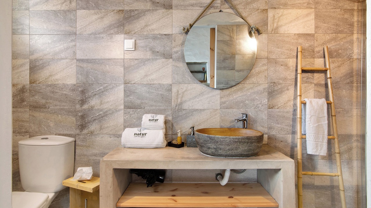 Photo of Bathroom in Alta Mora