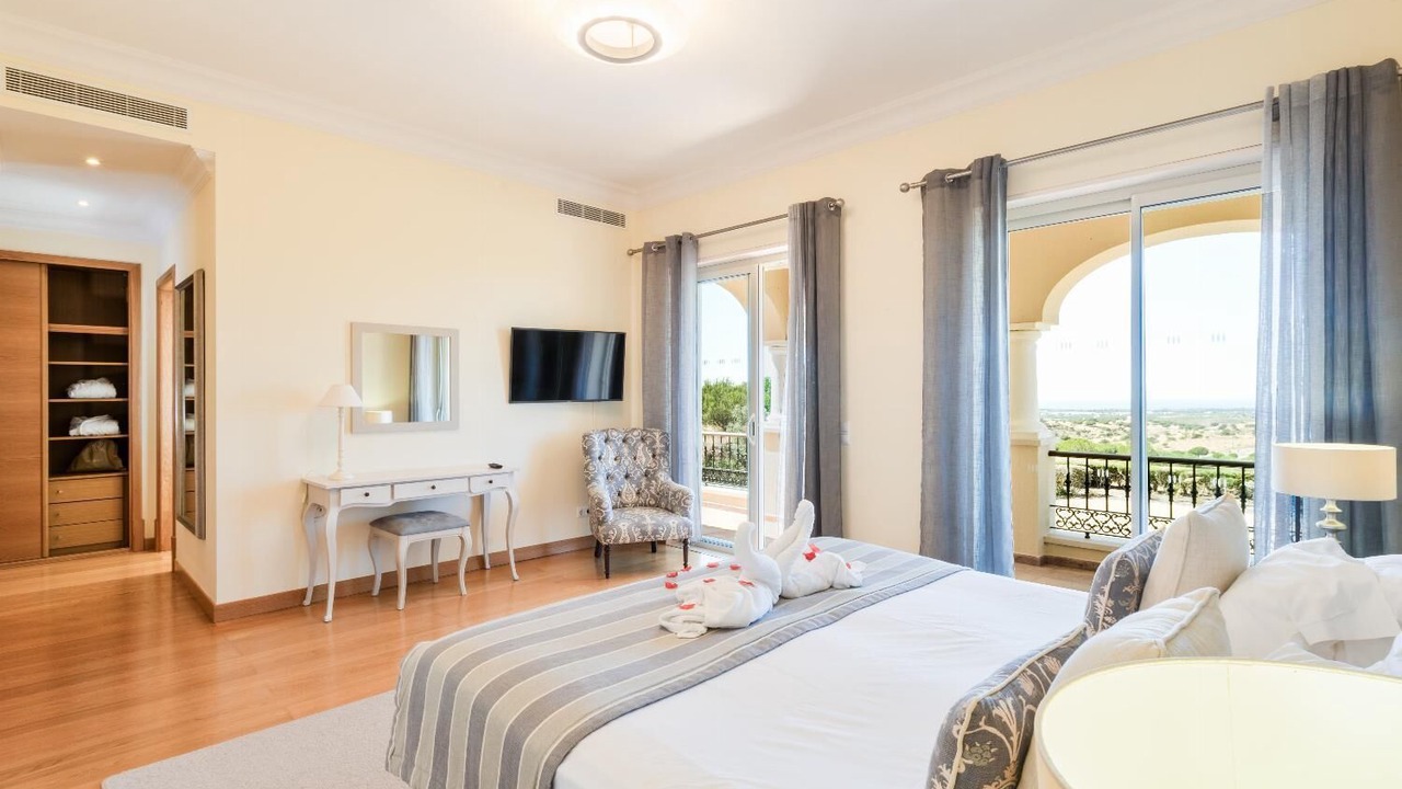 Photo of Bedroom in Vila Nova De Cacela
