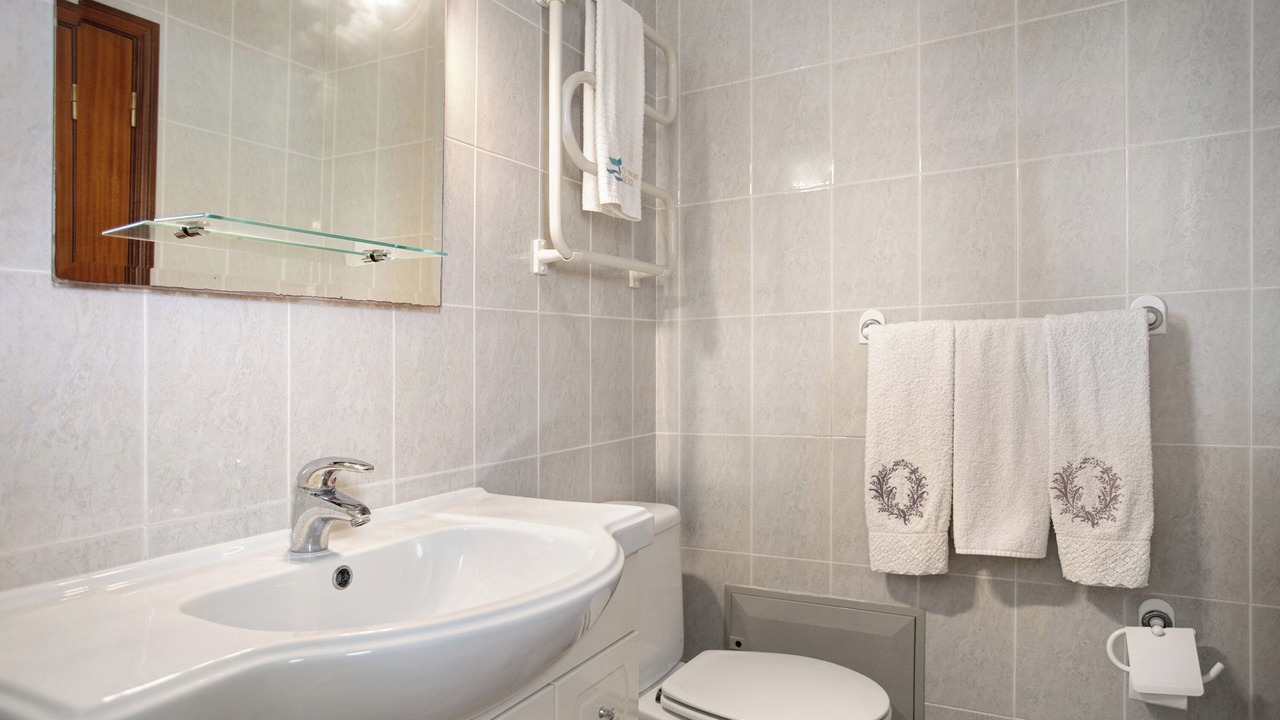 Photo of Bathroom in Ribamar