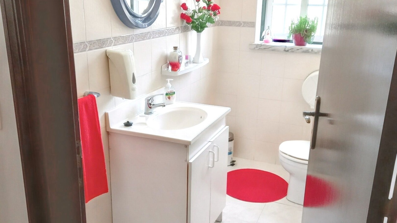 Photo of Bathroom in Lourinha