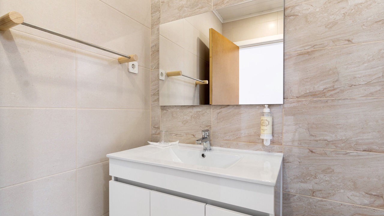 Photo of Bathroom in Valpacos
