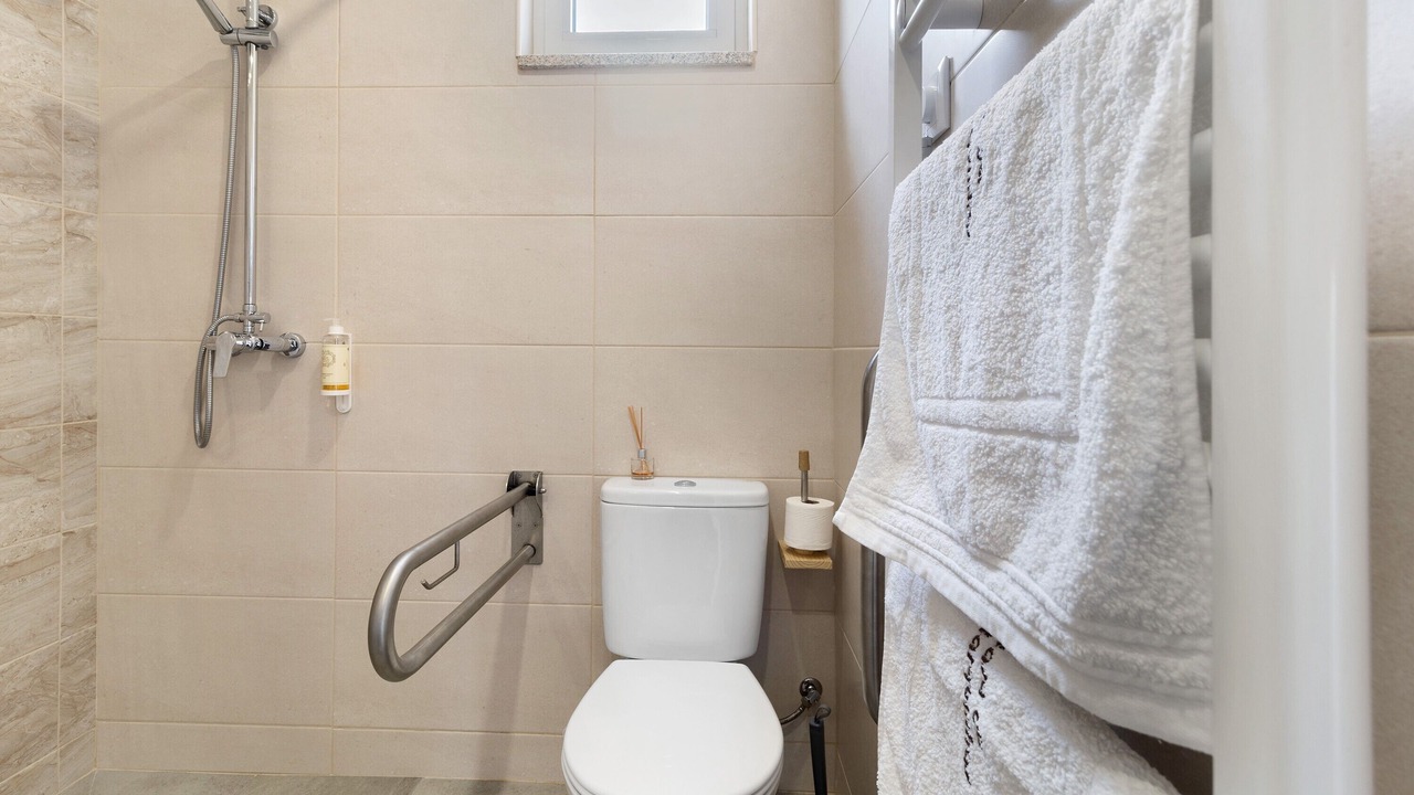 Photo of Bathroom in Valpacos