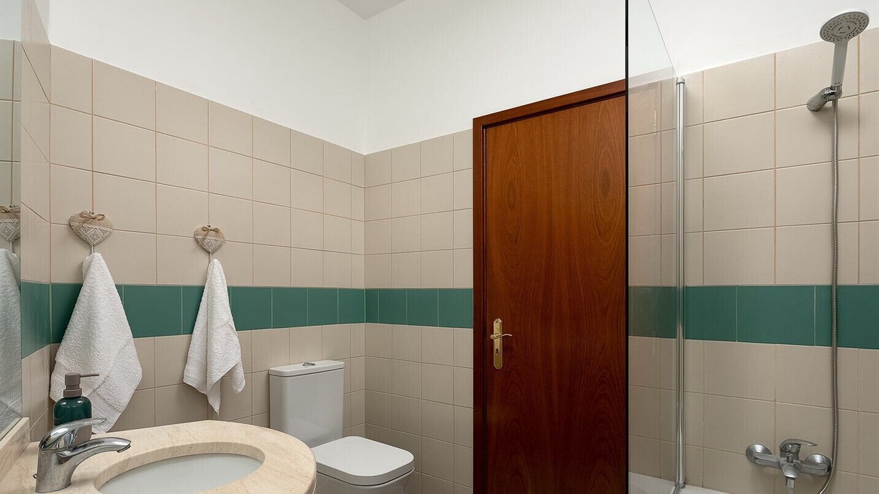 Photo of Bathroom in Porto Moniz