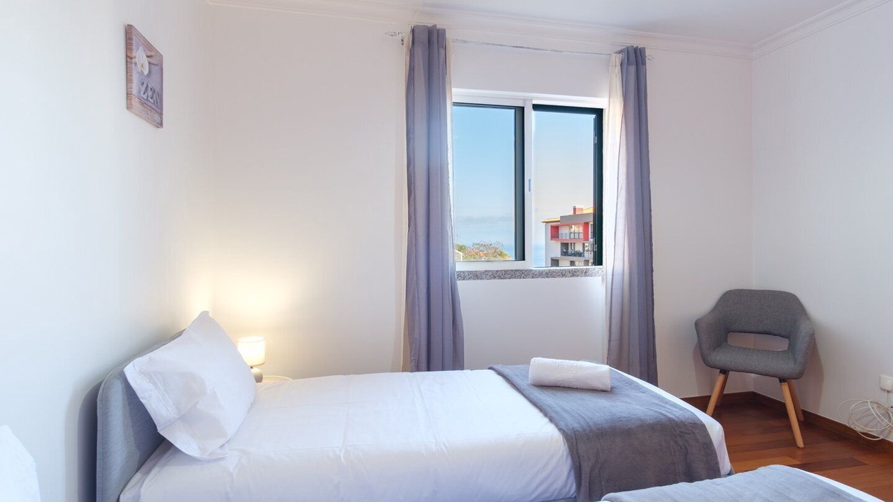 Photo of Bedroom in Canico