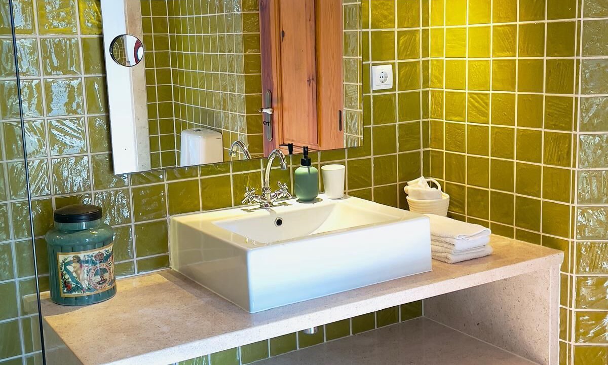 Photo of Bathroom in Lourinha
