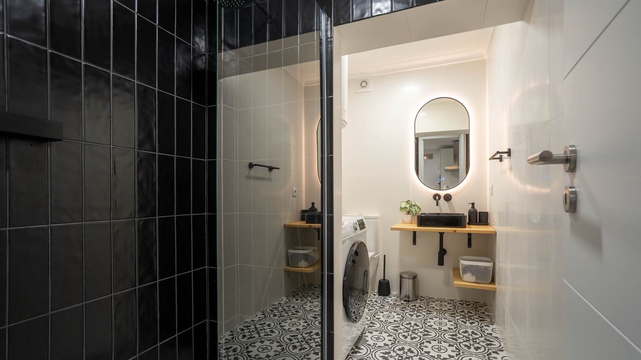Photo of Bathroom in Mafamude