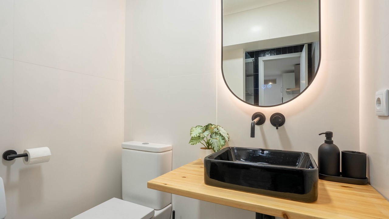 Photo of Bathroom in Mafamude