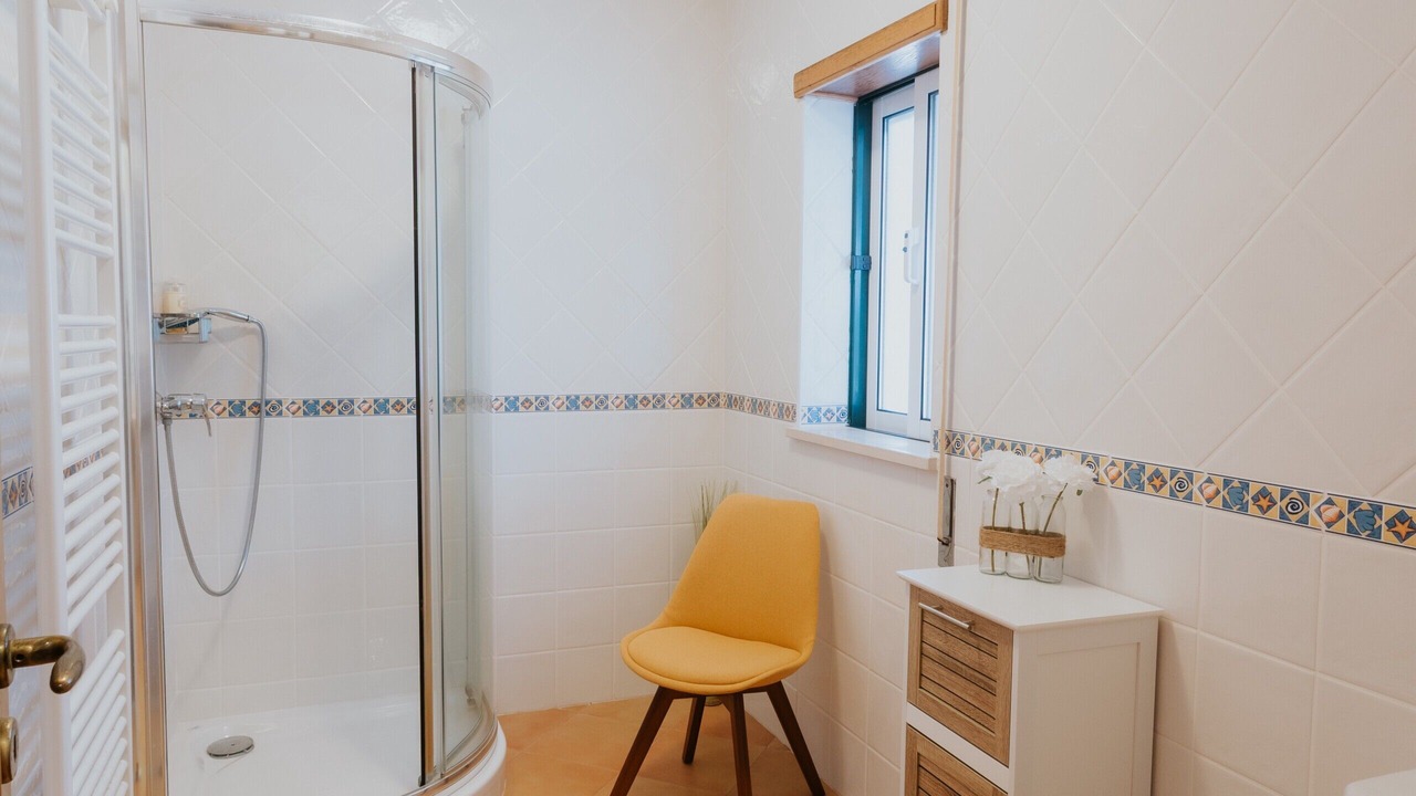 Photo of Bathroom in Quiaios
