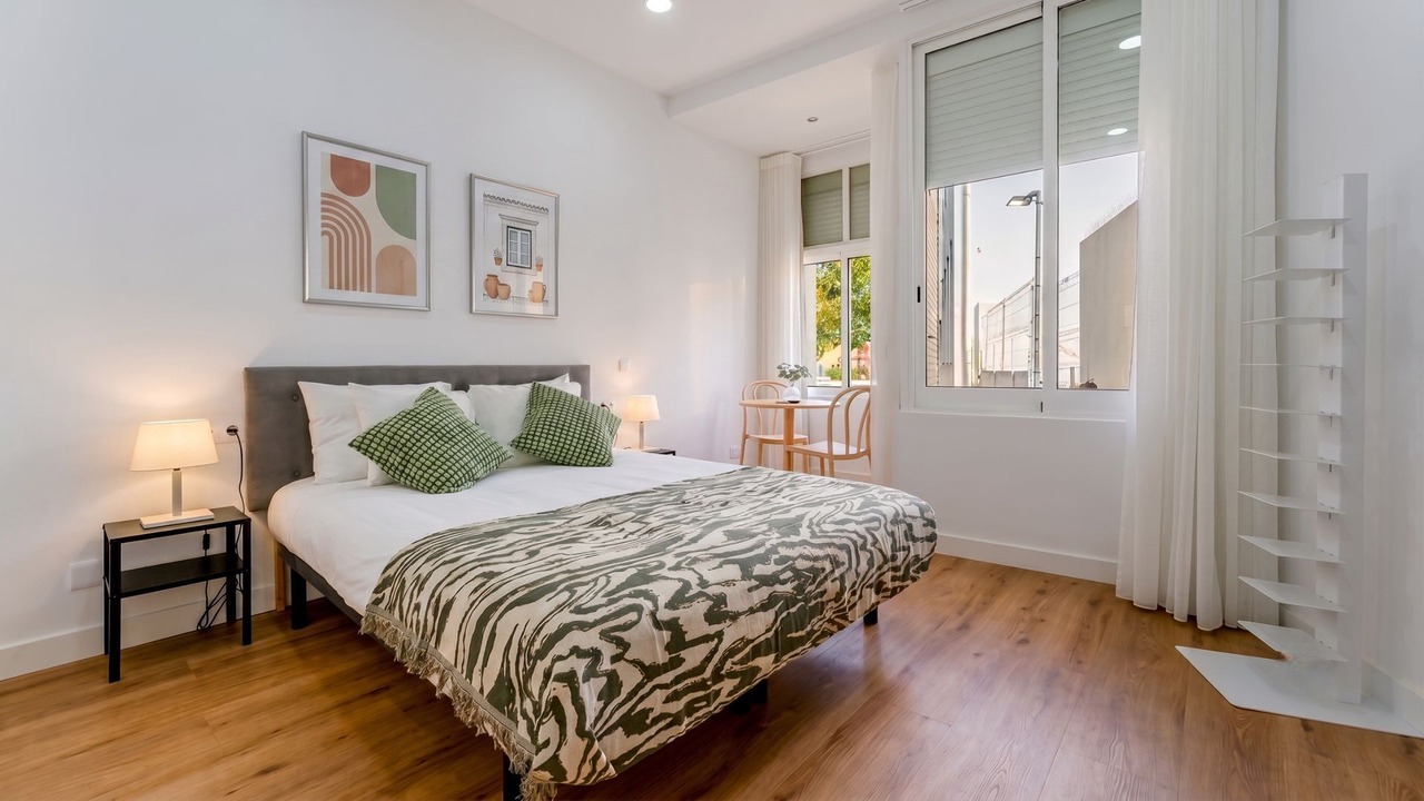 Photo of Bedroom in Faro City Centre