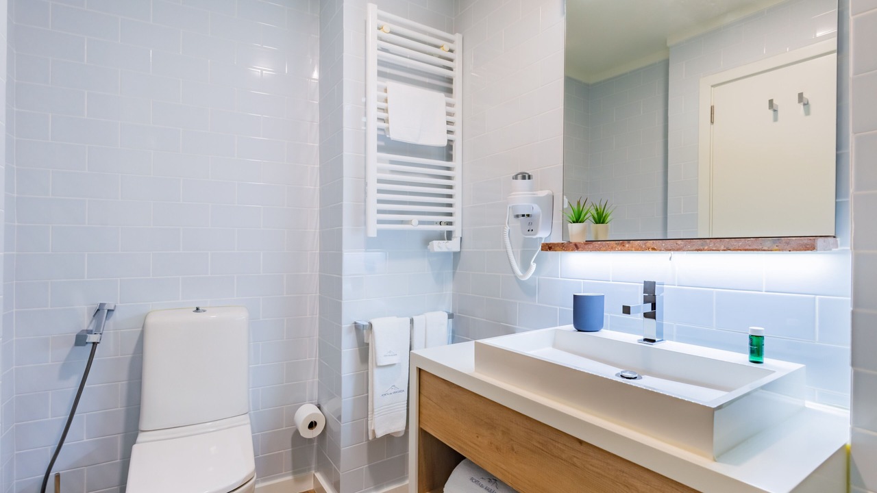 Photo of Bathroom in Setubal