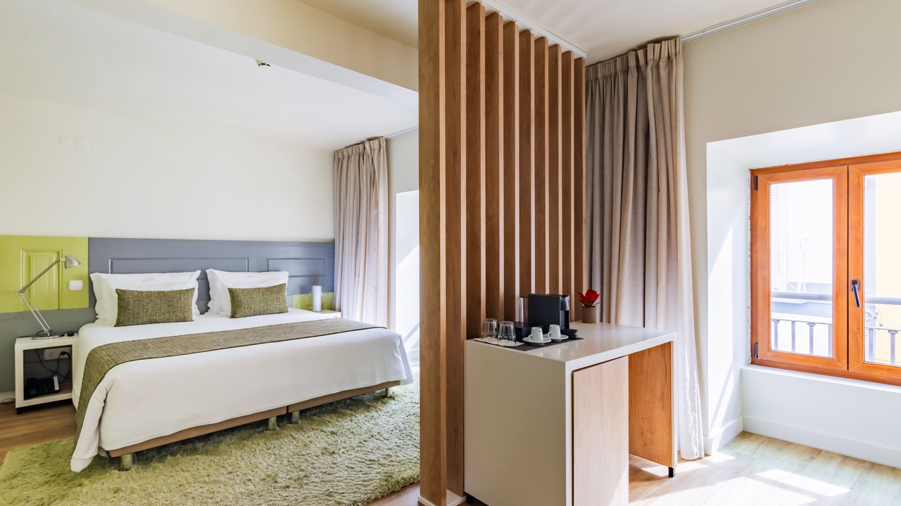 Photo of Bedroom in Setubal