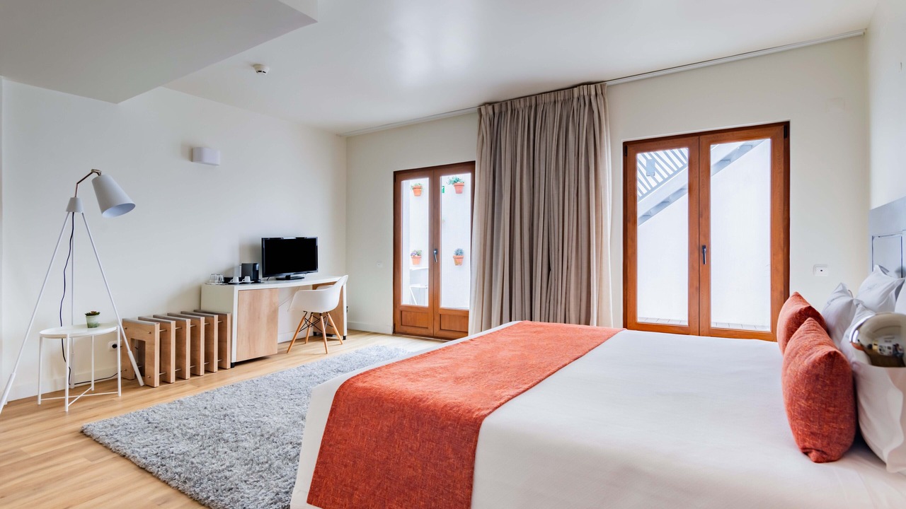 Photo of Bedroom in Setubal