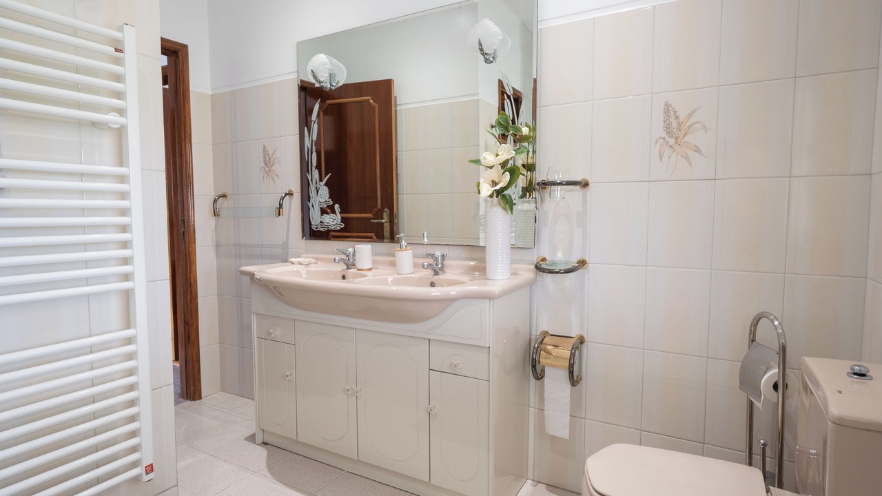Photo of Bathroom in Cardielos