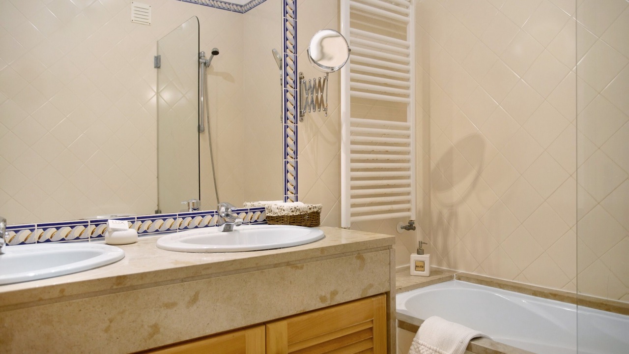 Photo of Bathroom in Praia del Rei