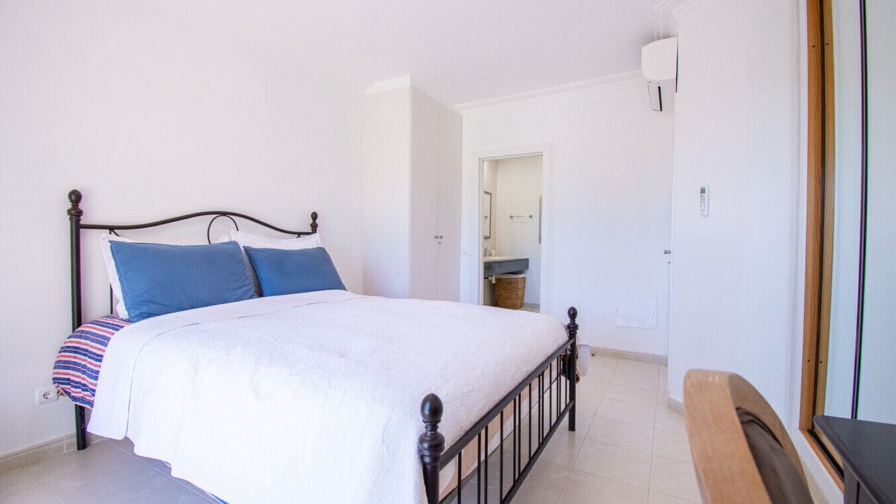 Photo of Bedroom in Estombar
