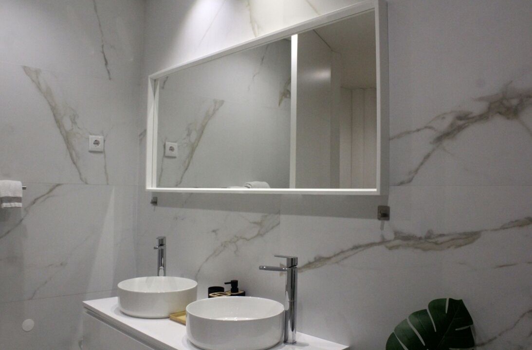 Photo of Bathroom in Portela
