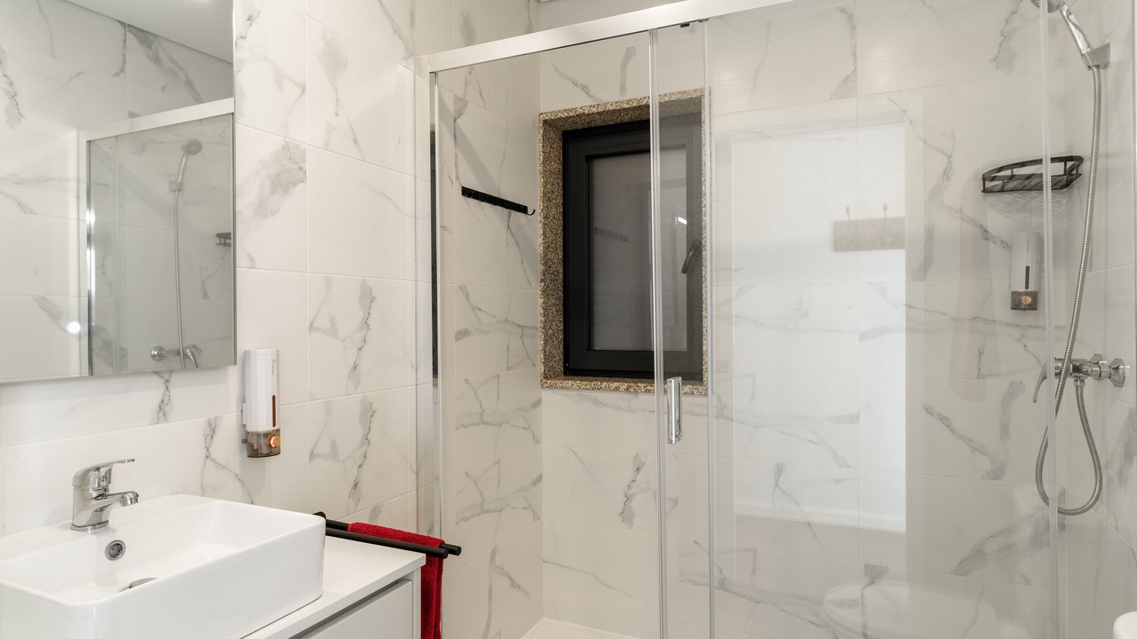 Photo of Bathroom in Lever