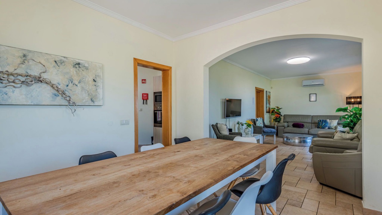 Photo of Livingroom in Patroves